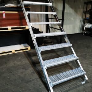 Schody CS-30  strome - Ocynkowane, Techniczne